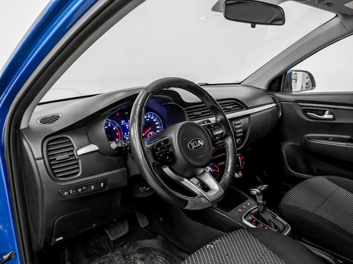 Kia Rio X-Line, 2020 Фото №16