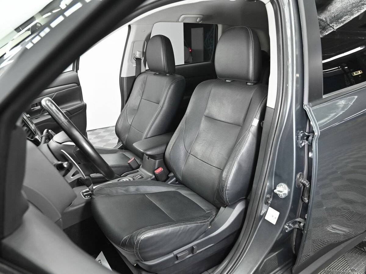 Mitsubishi Outlander, 2014 Фото №6