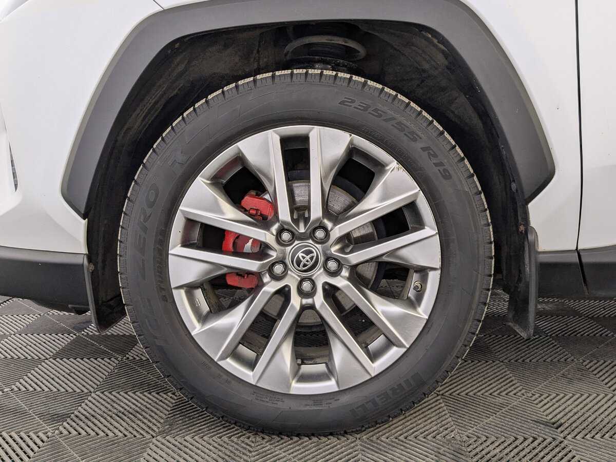 Toyota RAV4, 2019 Фото №12