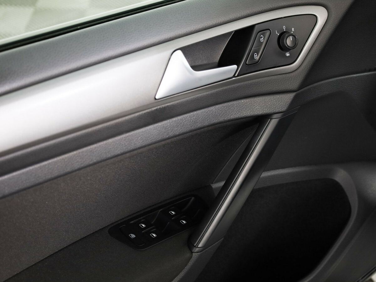 Volkswagen Golf VII, 2013 Фото №11