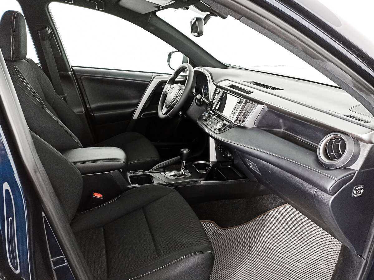 Toyota RAV4, 2019 Фото №11