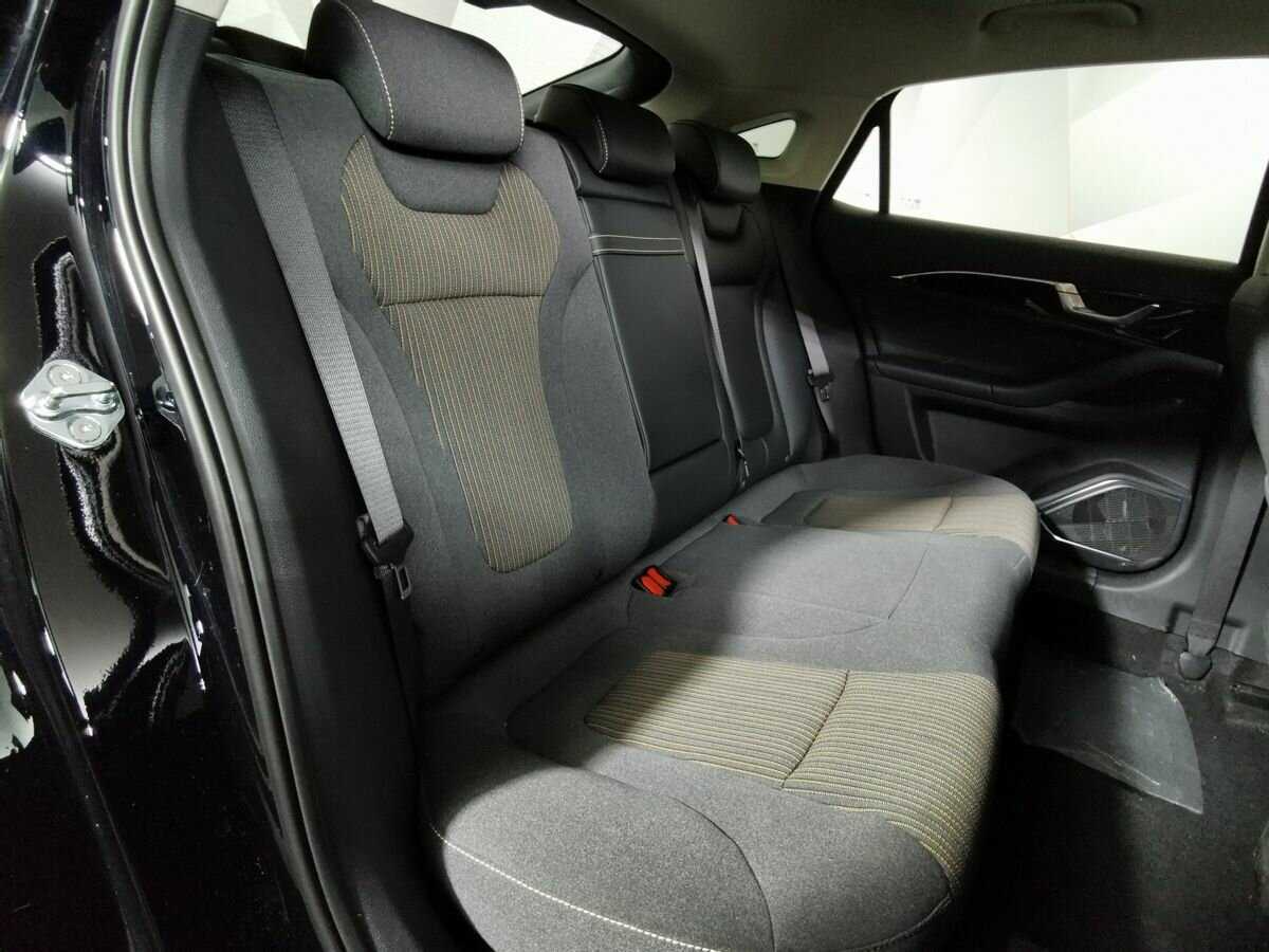 FAW Bestune B70, 2023 Фото №12