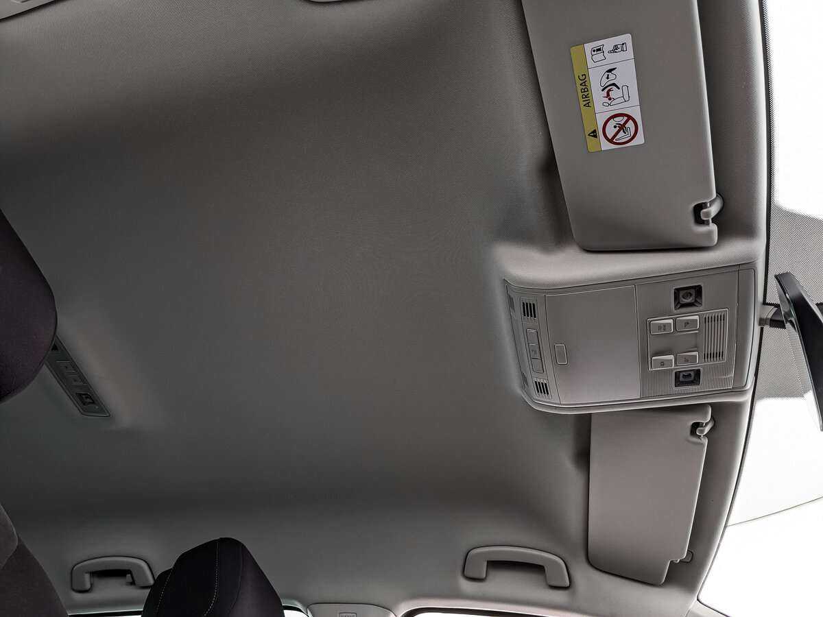 Volkswagen Tiguan, 2018 Фото №19