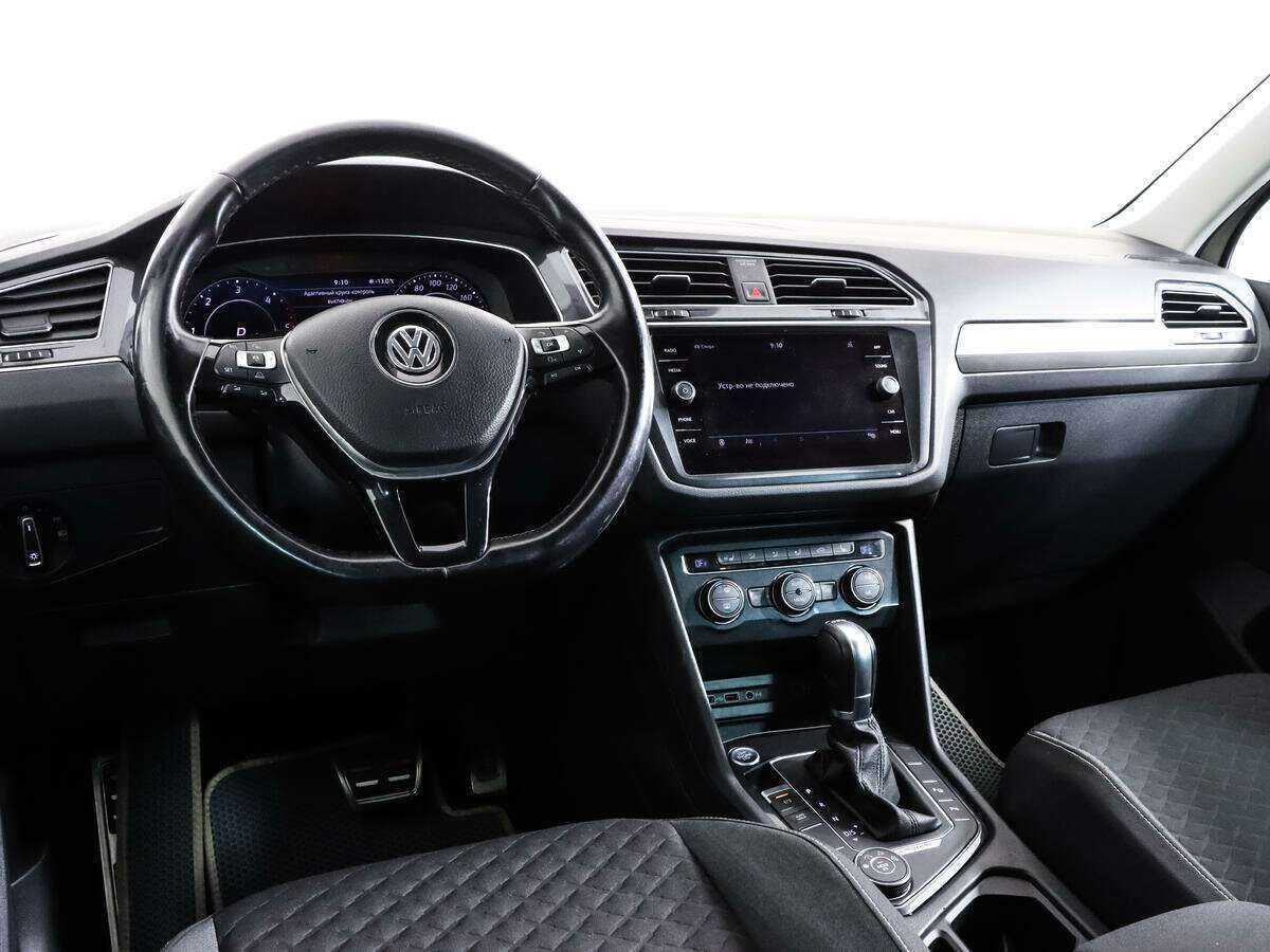 Volkswagen Tiguan, 2018 Фото №9