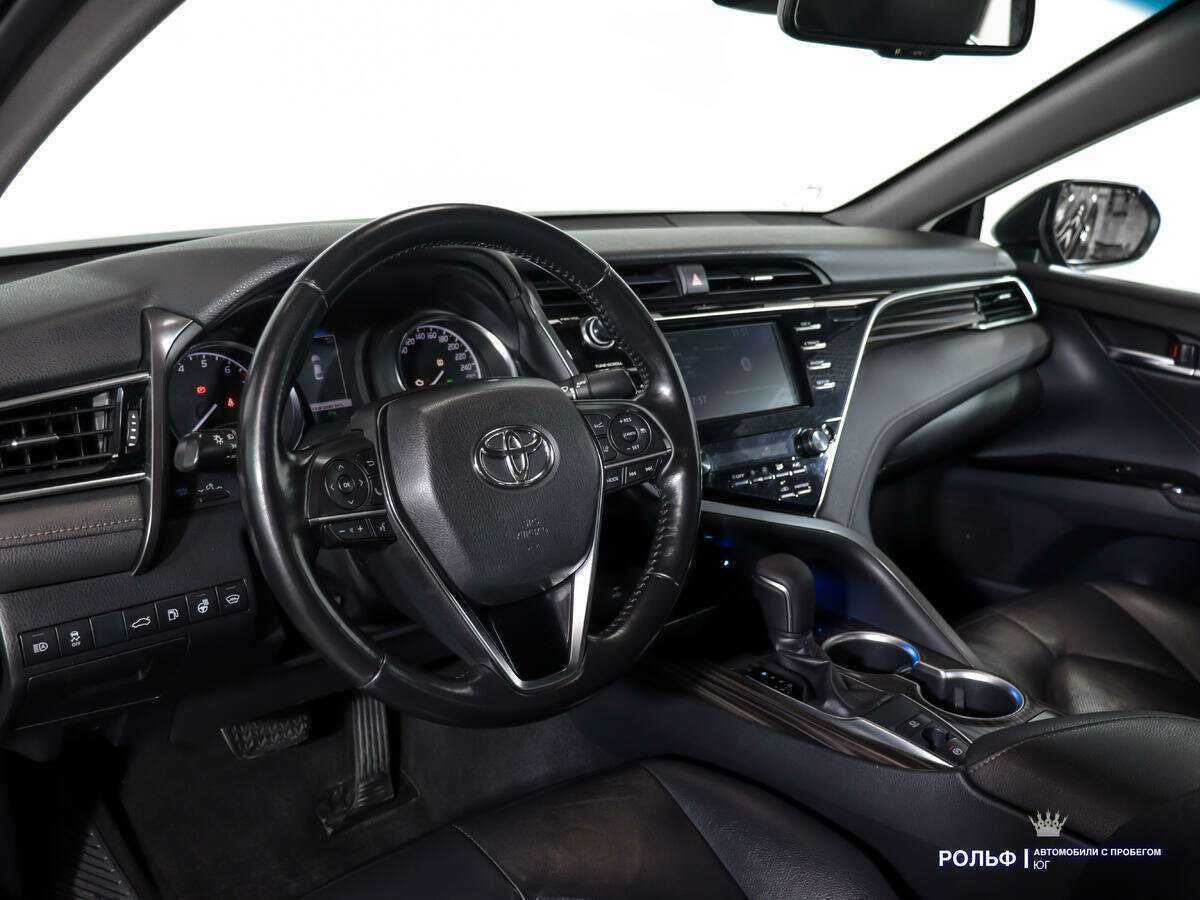 Toyota Camry, 2018 Фото №15