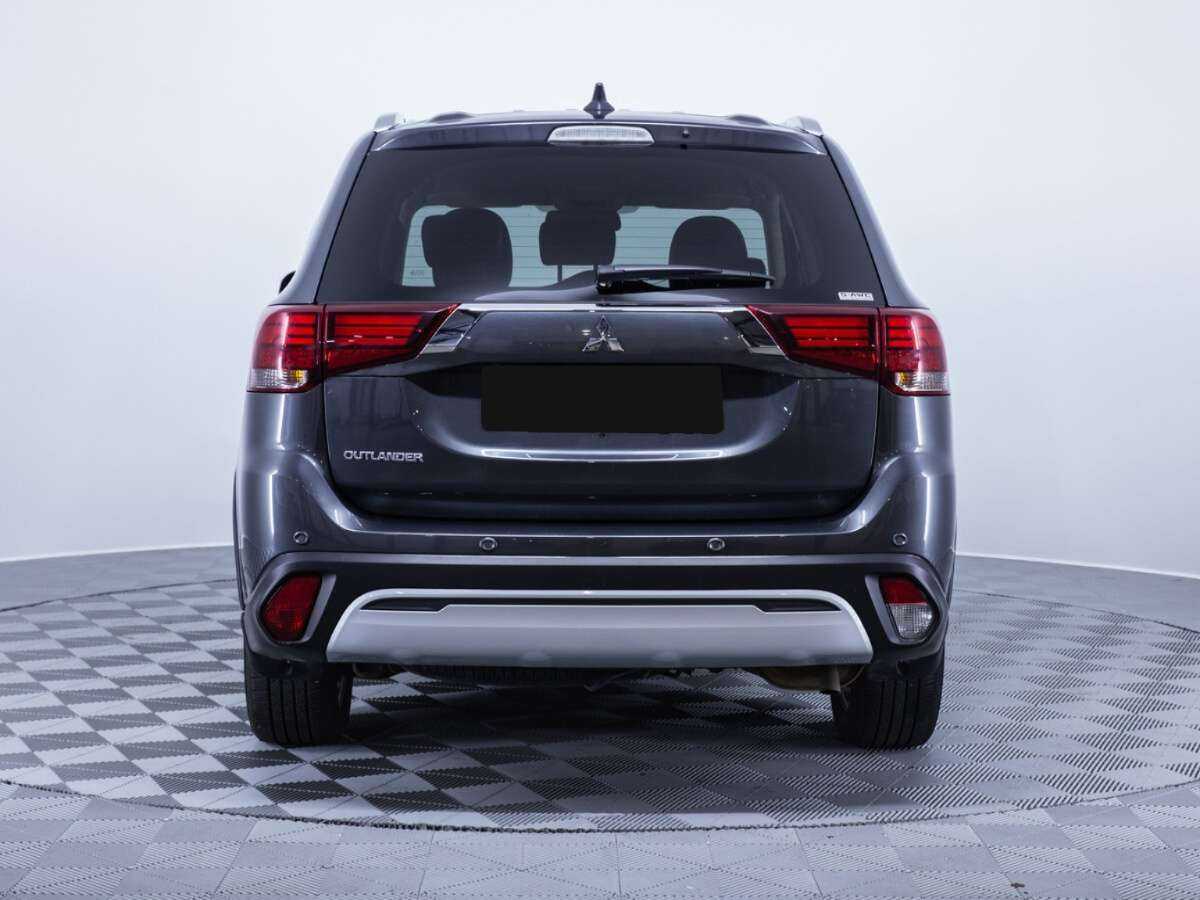 Mitsubishi Outlander, 2021 Фото №6