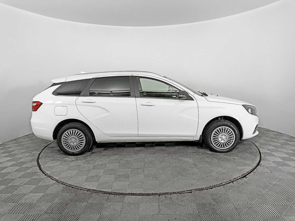 Lada (ВАЗ) Vesta SW, 2019 Фото №4