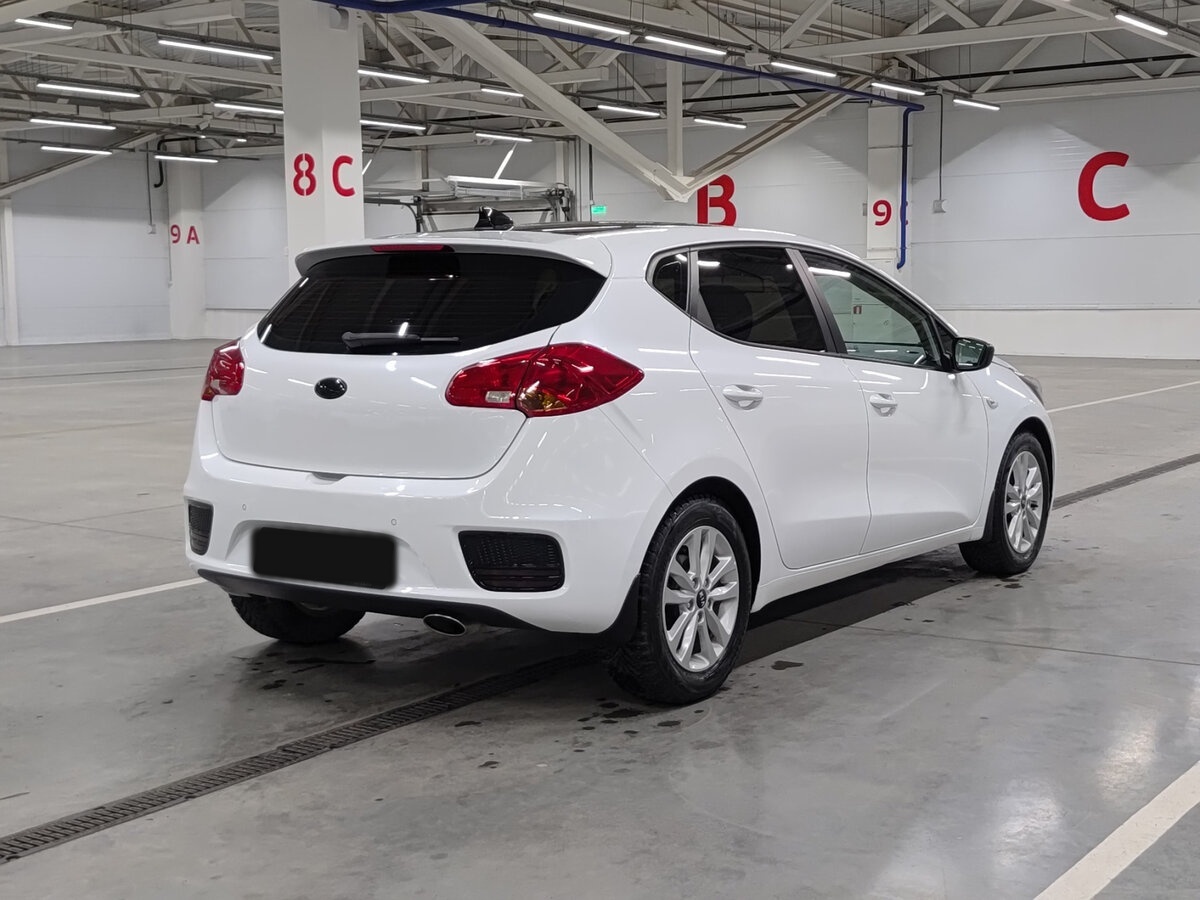Kia Ceed II Рестайлинг, 2018 Фото №5