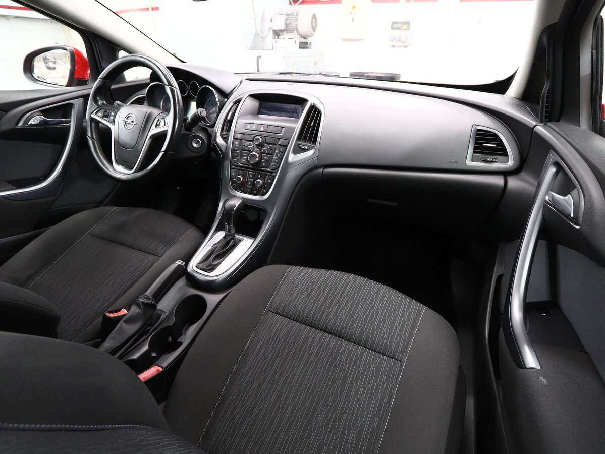 Opel Astra GTC, 2012 Фото №13