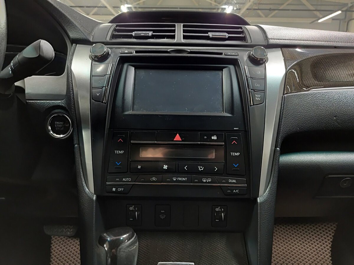 Toyota Camry VII (XV50) Рестайлинг, 2017 Фото №15