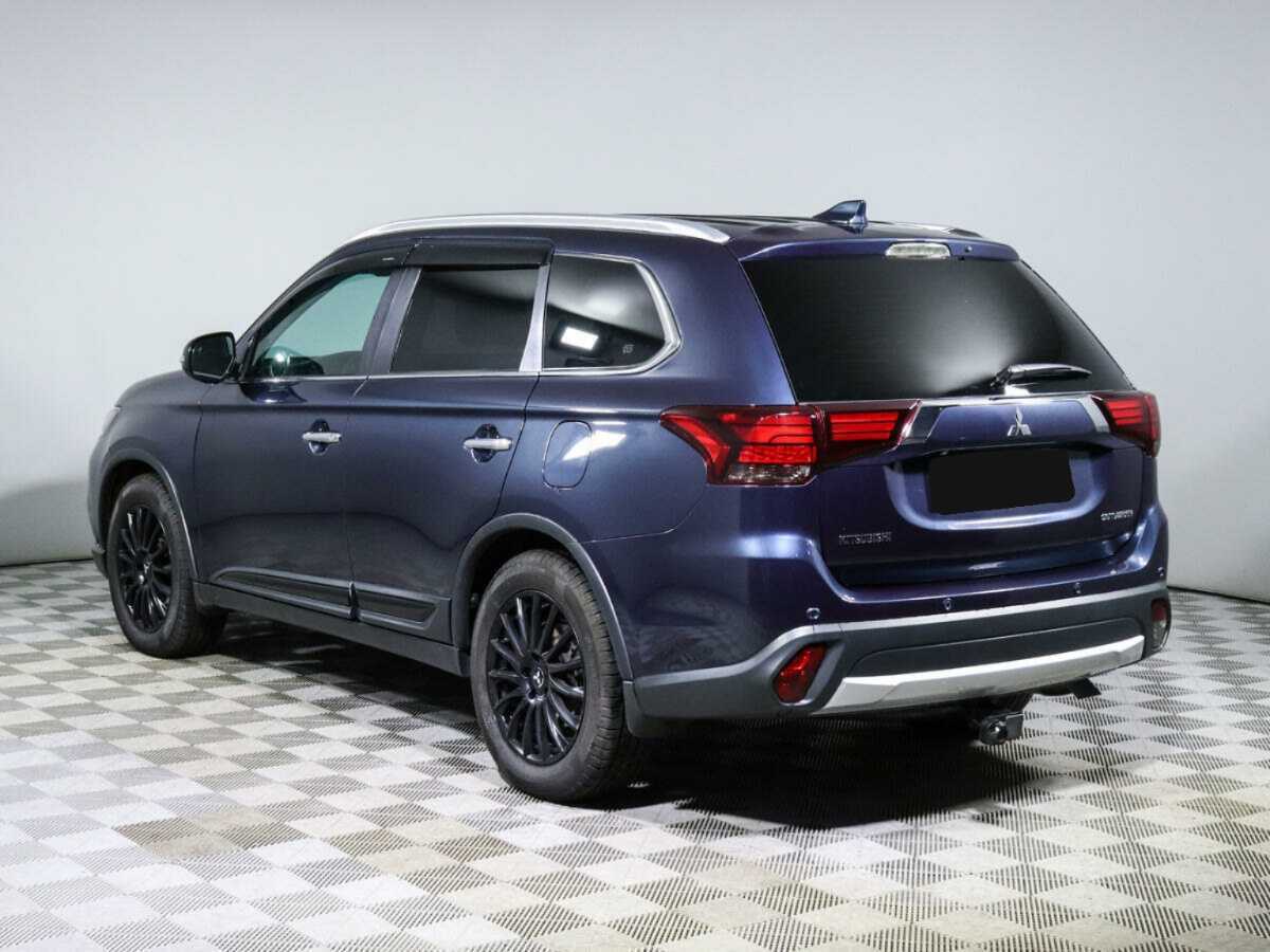 Mitsubishi Outlander, 2018 Фото №6
