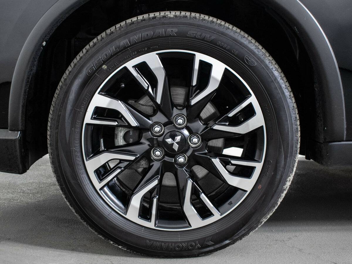 Mitsubishi Outlander III Рестайлинг 3, 2022 Фото №17