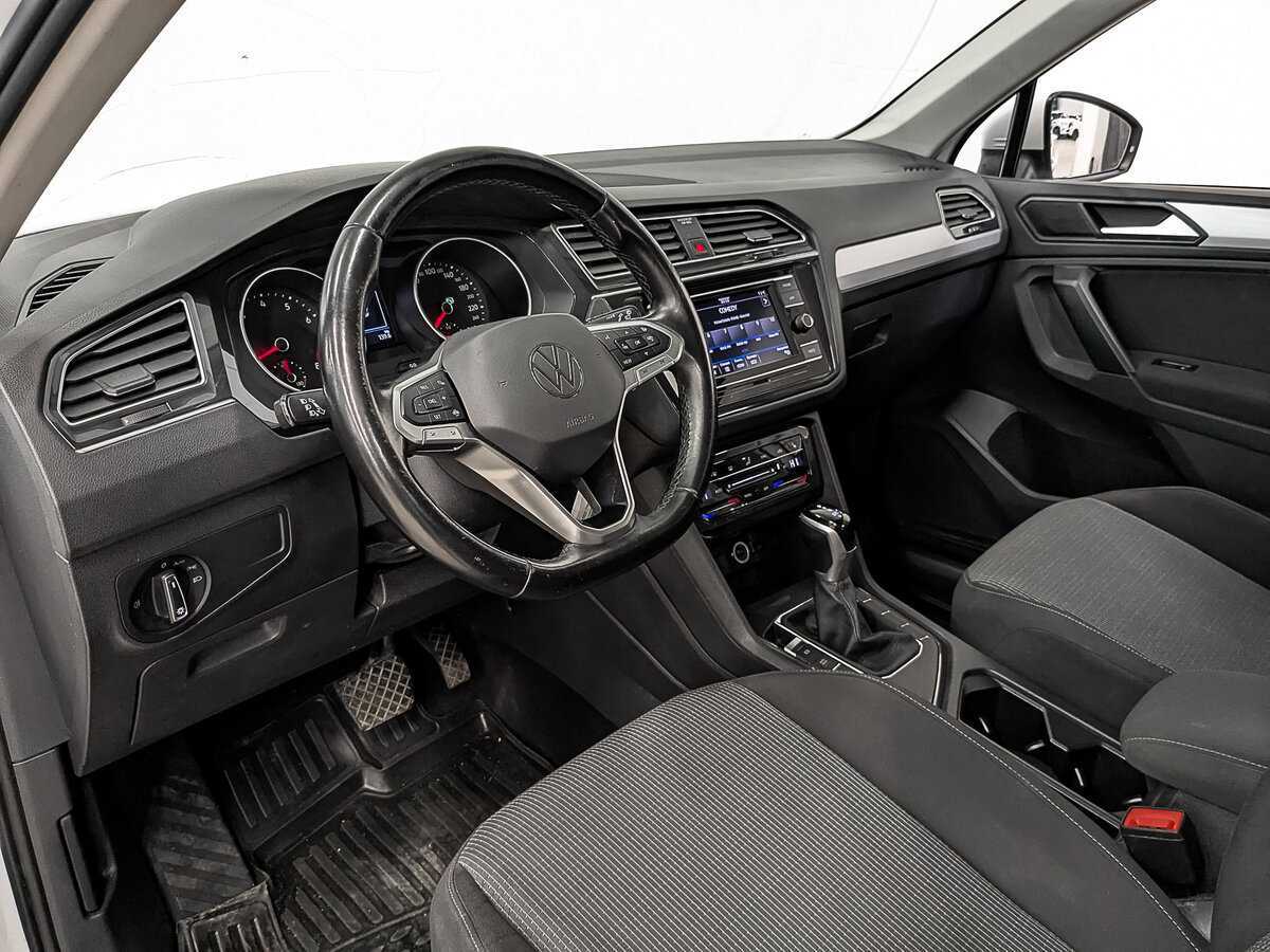 Volkswagen Tiguan, 2021 Фото №12