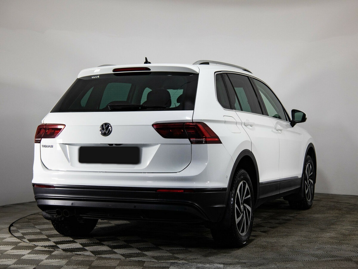 Volkswagen Tiguan II, 2018 Фото №5