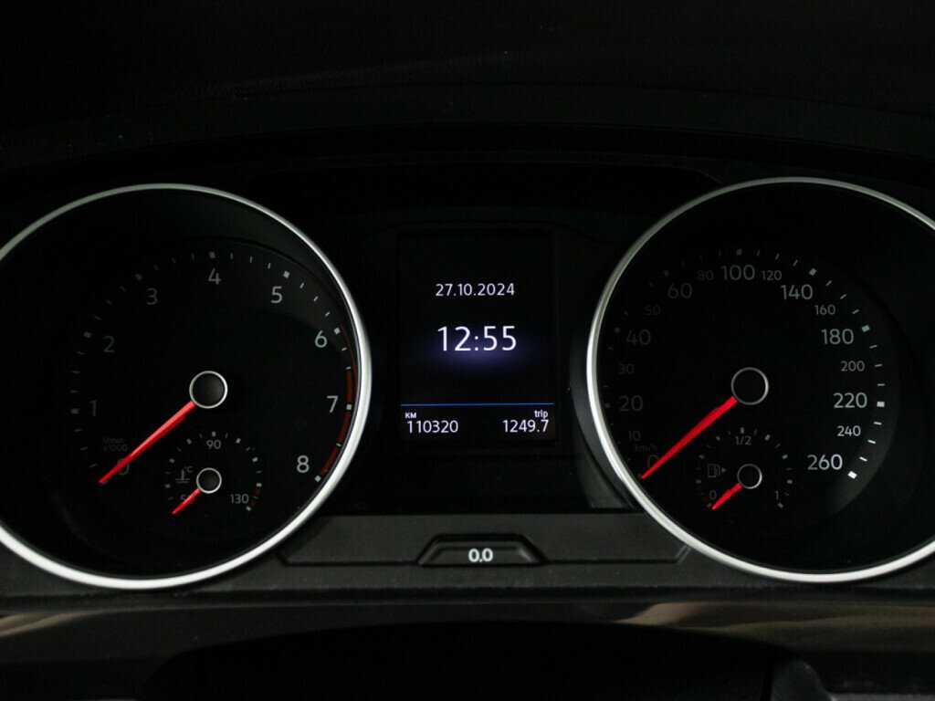 Volkswagen Tiguan, 2019 Фото №12