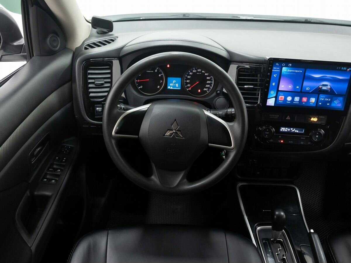 Mitsubishi Outlander, 2018 Фото №16