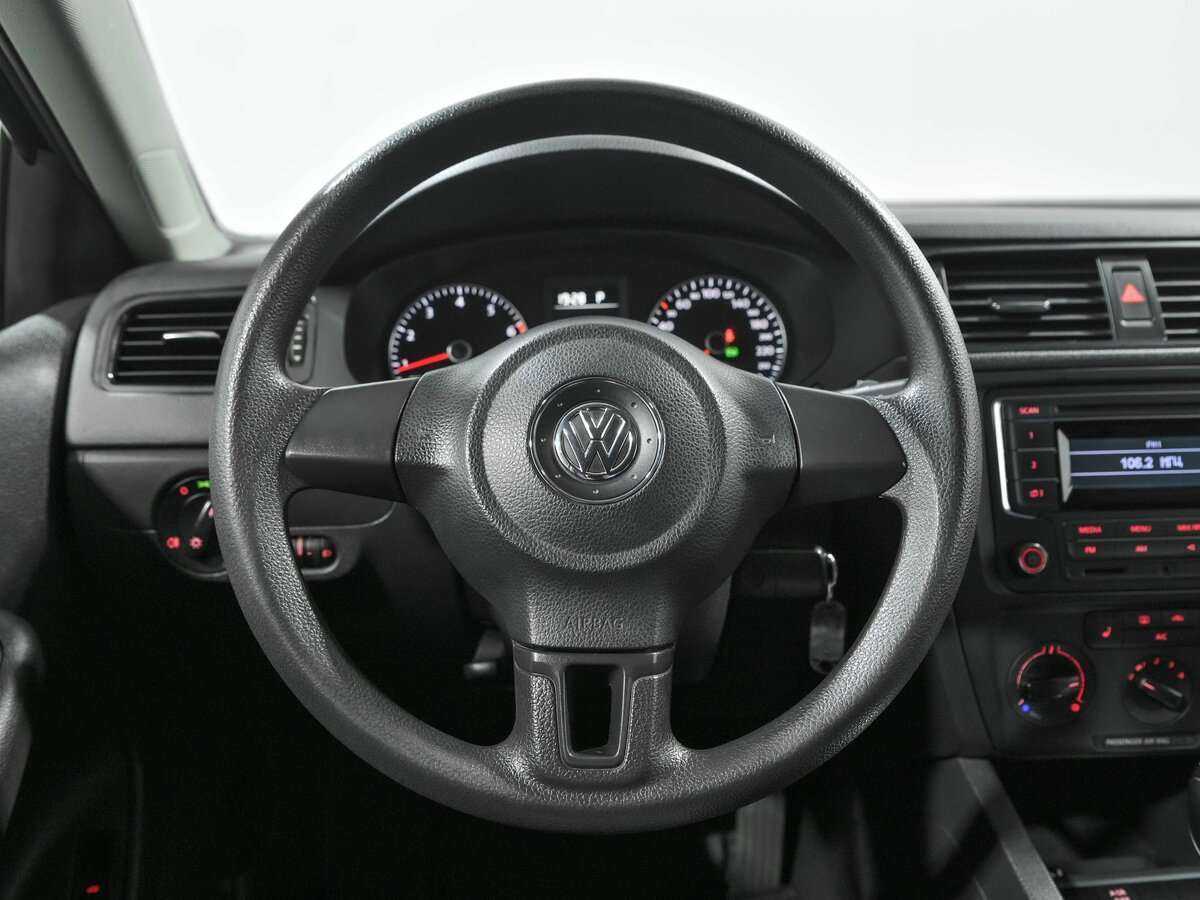 Volkswagen Jetta, 2013 Фото №9
