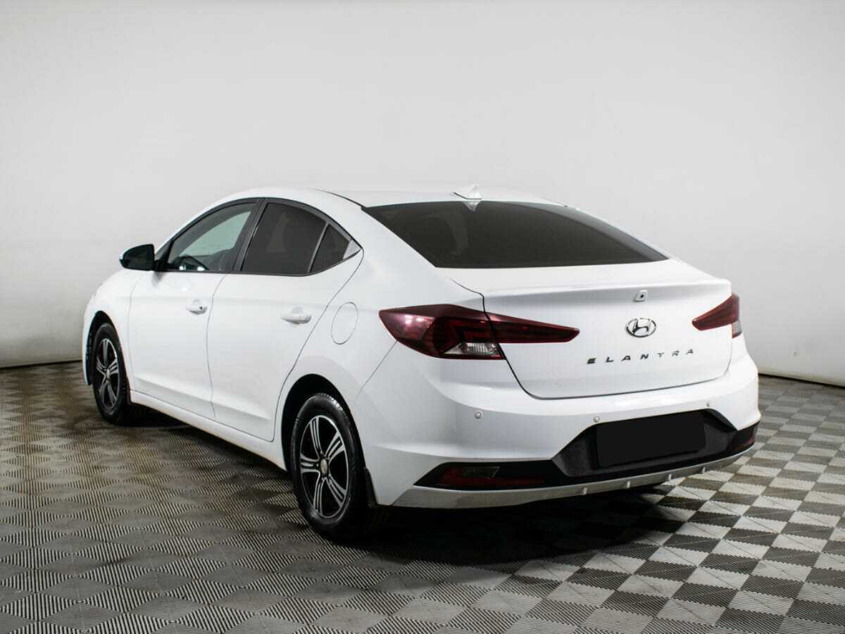 Hyundai Elantra, 2019 Фото №7