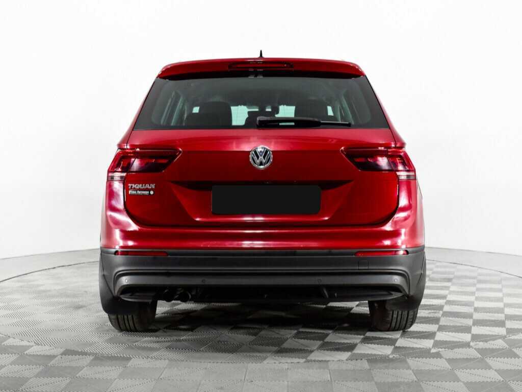 Volkswagen Tiguan, 2018 Фото №7