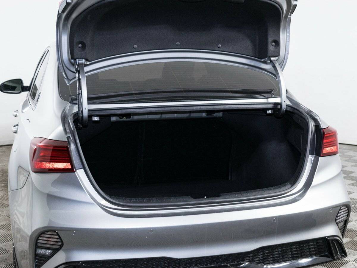 Kia Cerato, 2021 Фото №7