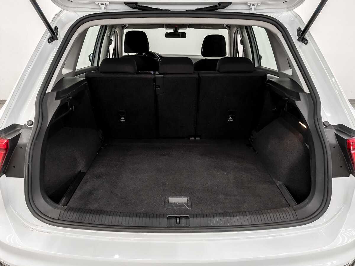 Volkswagen Tiguan, 2021 Фото №10