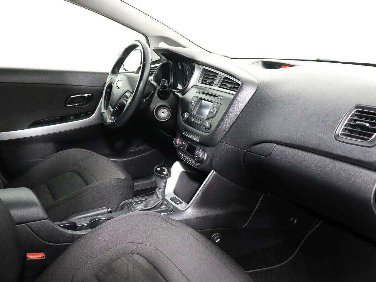 Kia Ceed, 2017 Фото №6