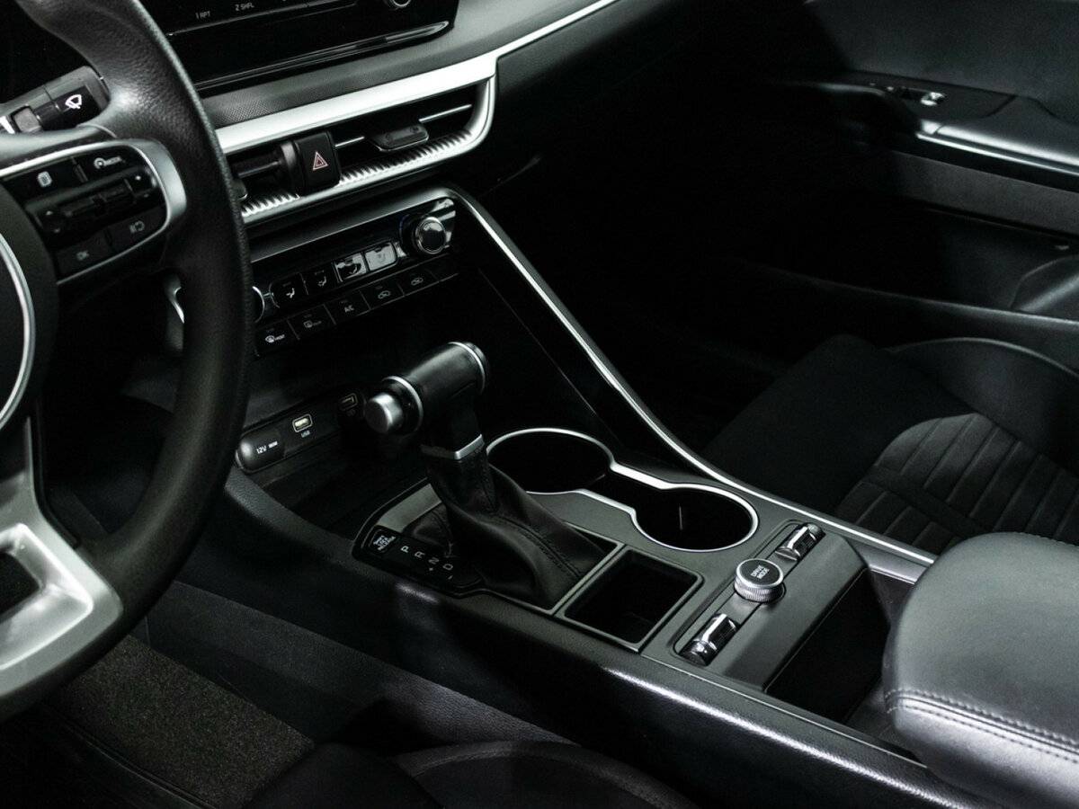 Kia K5 III, 2020 Фото №16