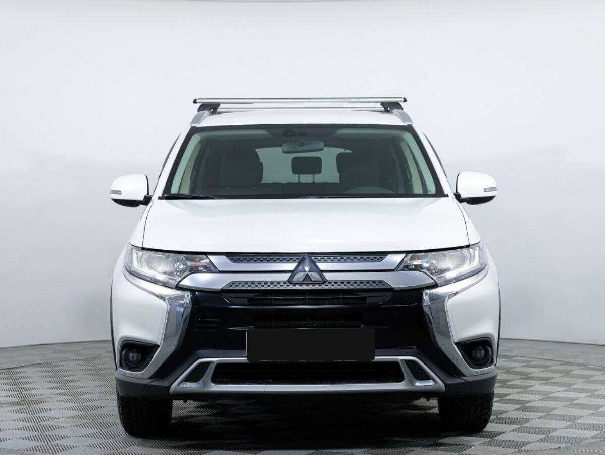 Mitsubishi Outlander, 2018 Фото №2