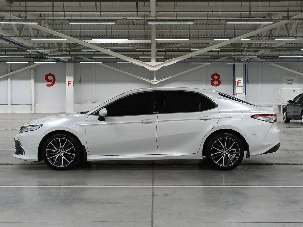 Toyota Camry, 2021 Фото №8