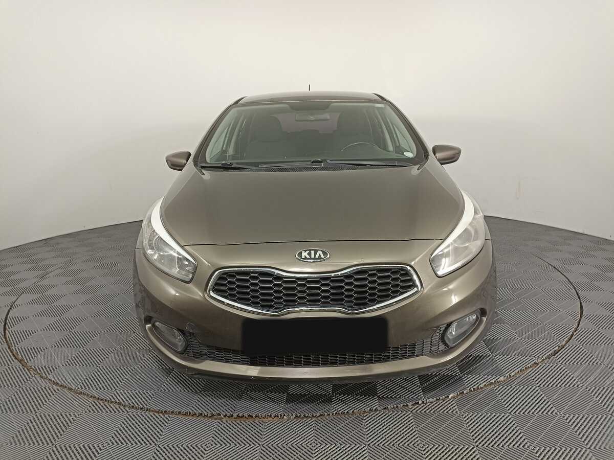 Kia Ceed, 2012 Фото №2