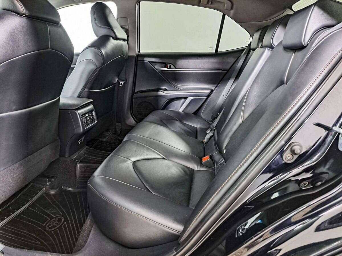Toyota Camry, 2018 Фото №10
