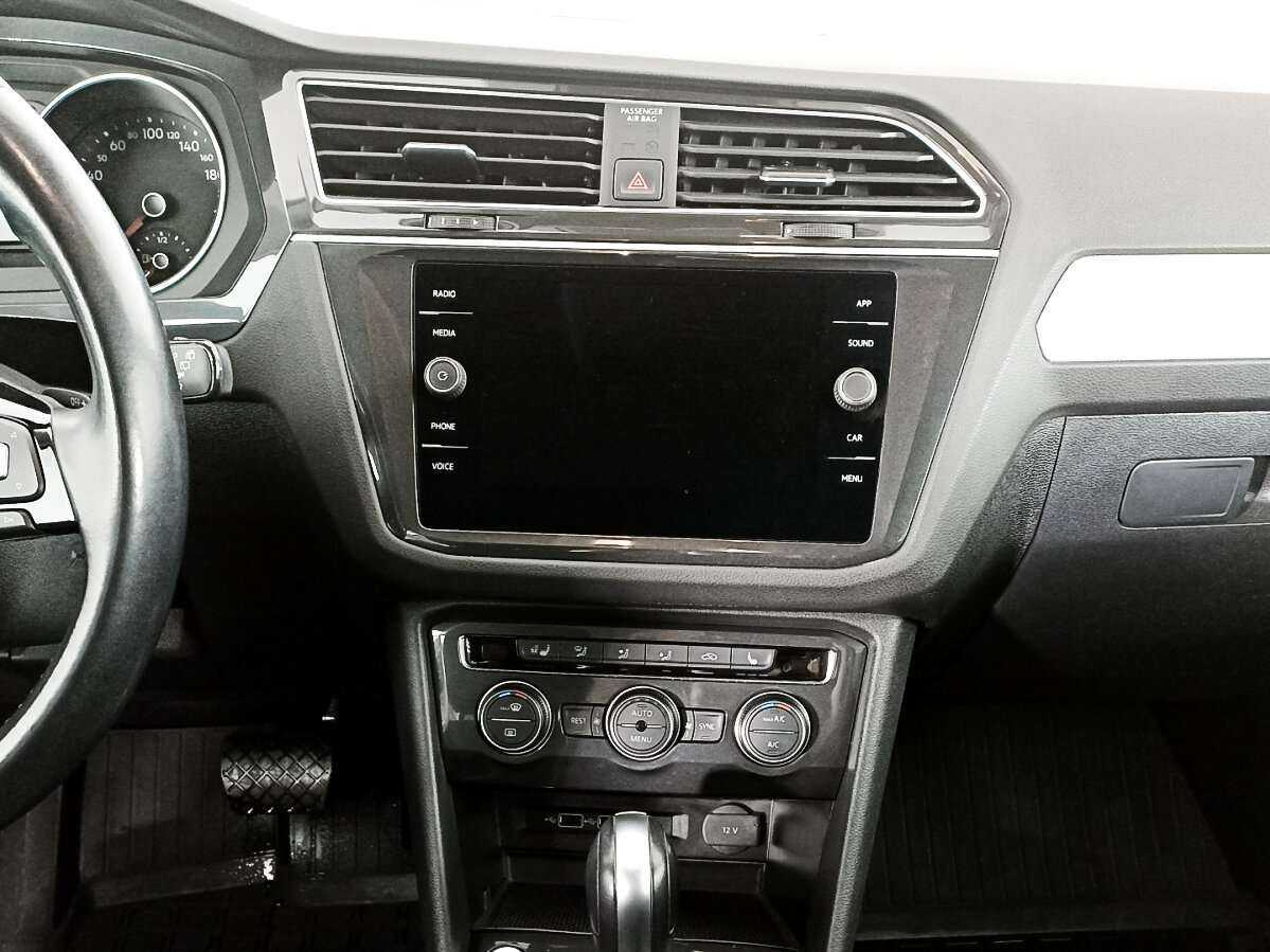 Volkswagen Tiguan, 2020 Фото №13