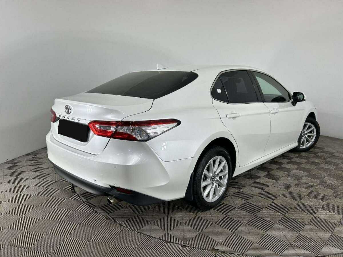 Toyota Camry, 2021 Фото №6
