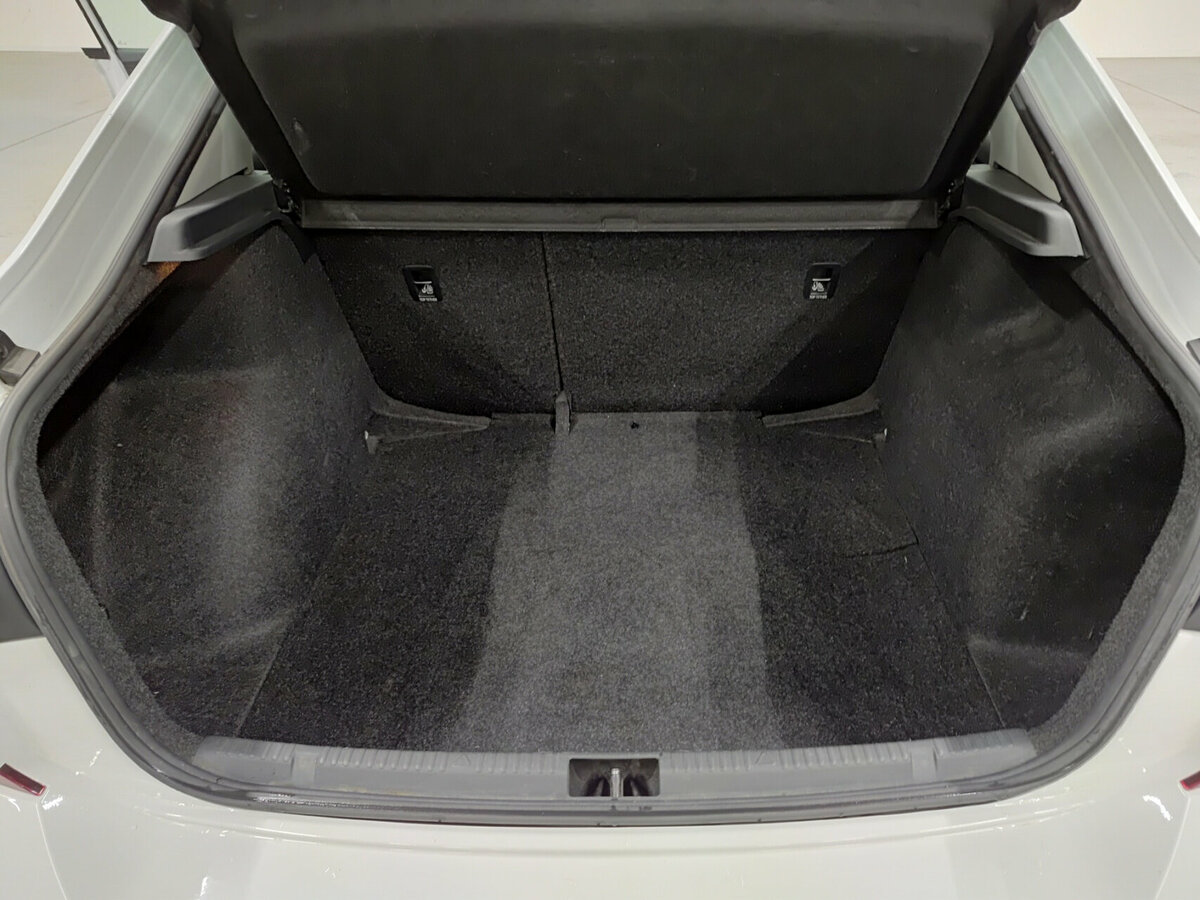 Volkswagen Polo VI, 2021 Фото №10