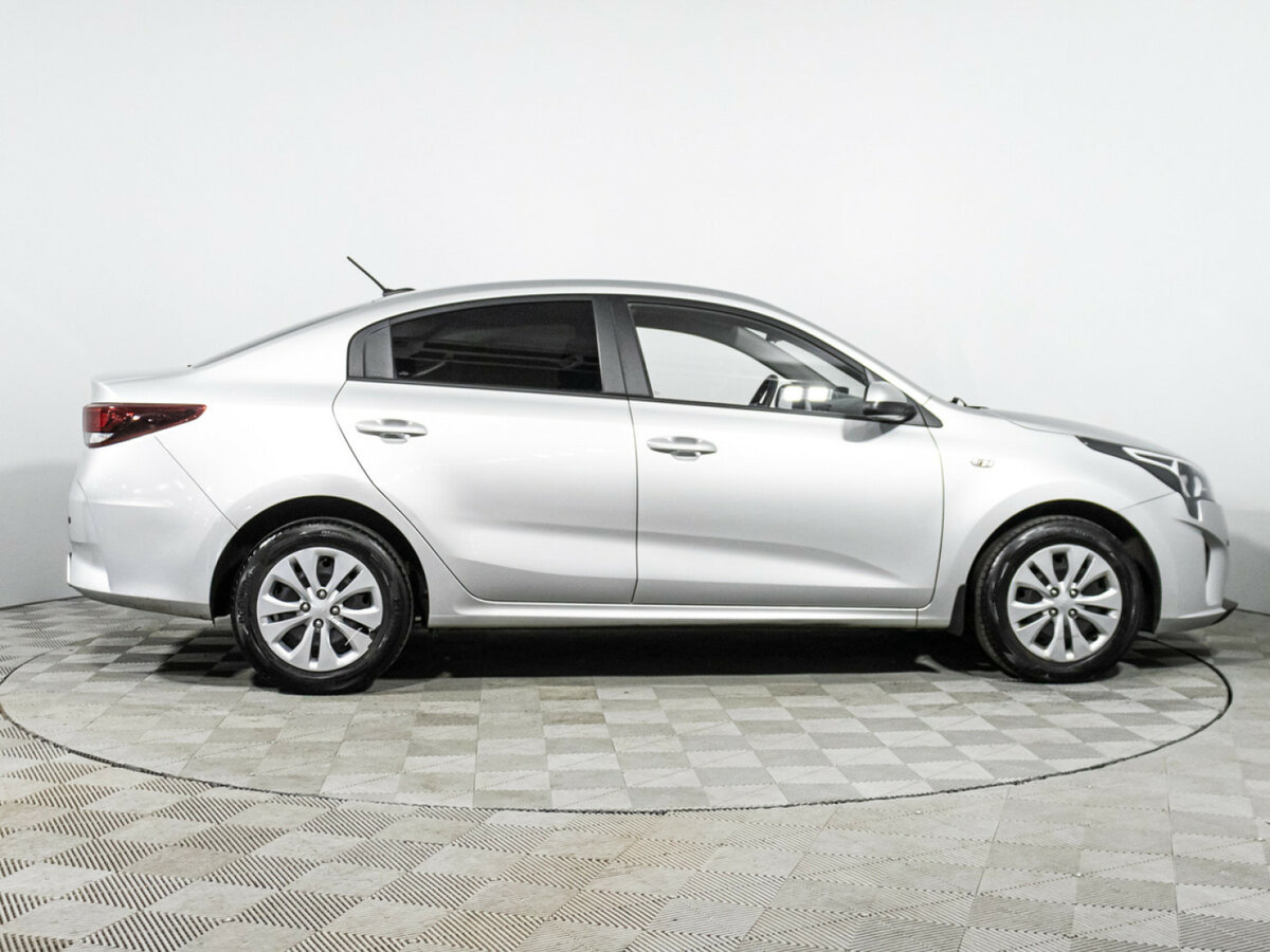 Kia Rio IV Рестайлинг, 2021 Фото №4