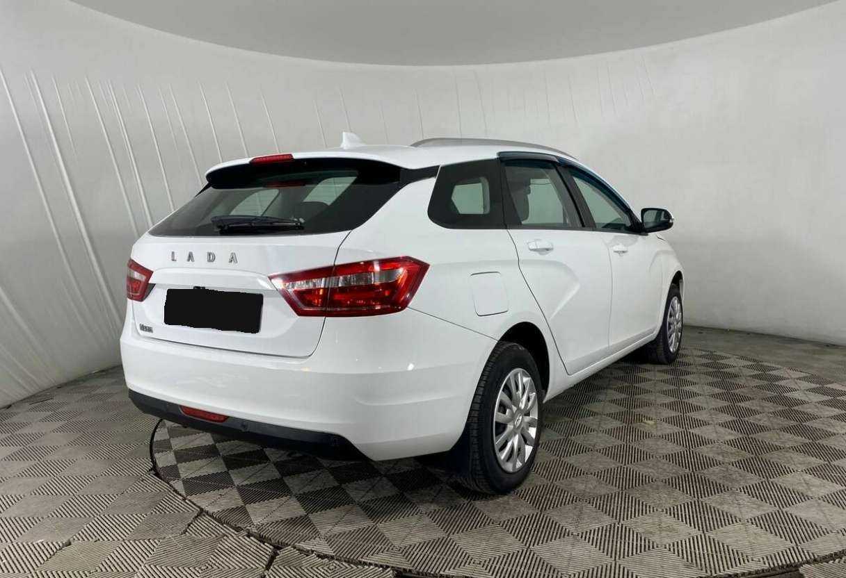 Lada (ВАЗ) Vesta SW, 2019 Фото №5