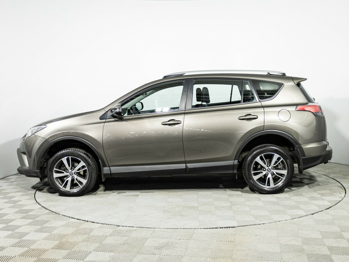 Toyota RAV4 IV (XA40) Рестайлинг, 2017 Фото №8