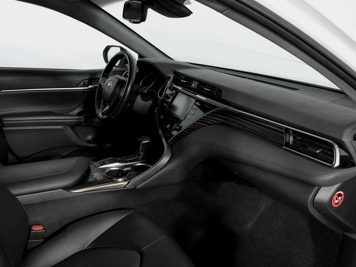 Toyota Camry, 2019 Фото №9