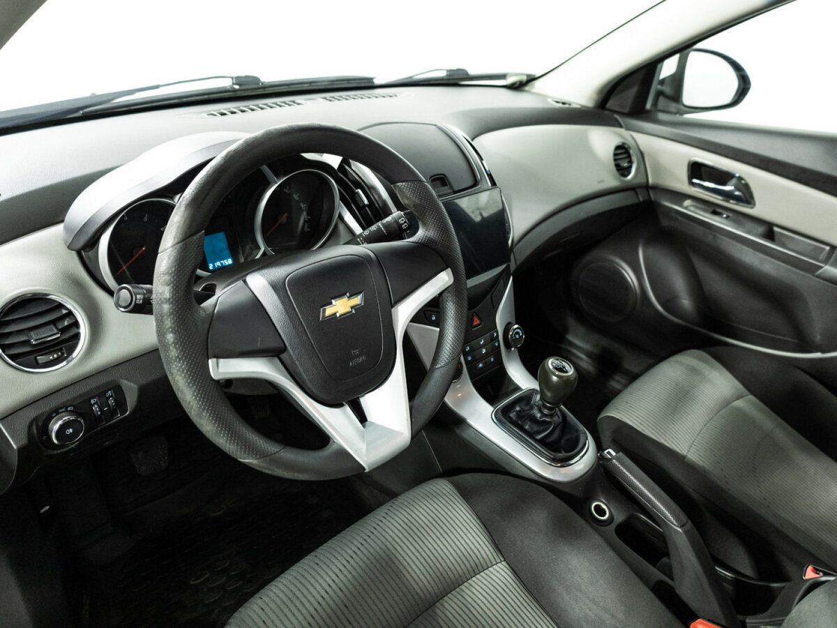 Chevrolet Cruze I Рестайлинг, 2014 Фото №11