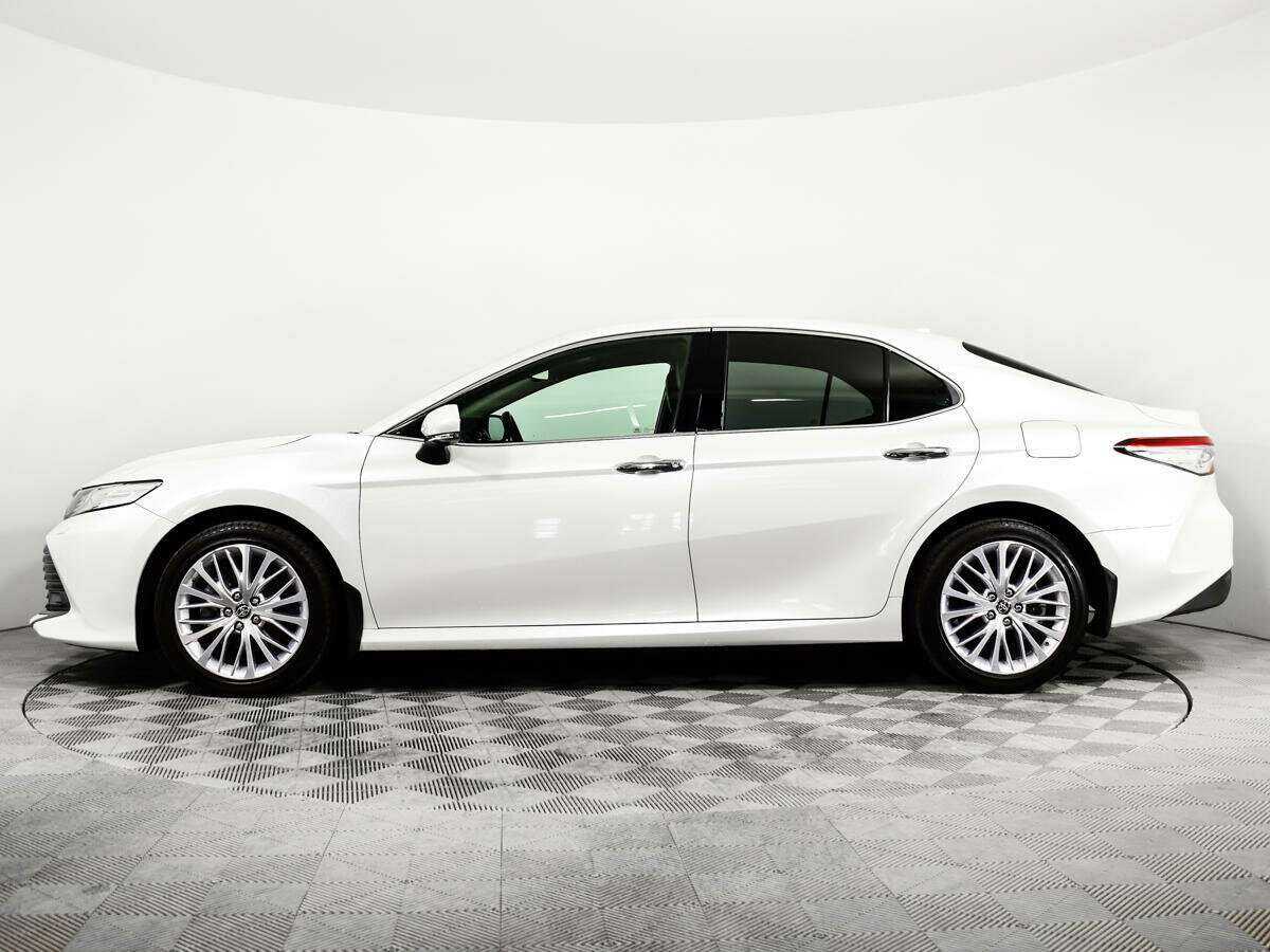 Toyota Camry, 2020 Фото №8