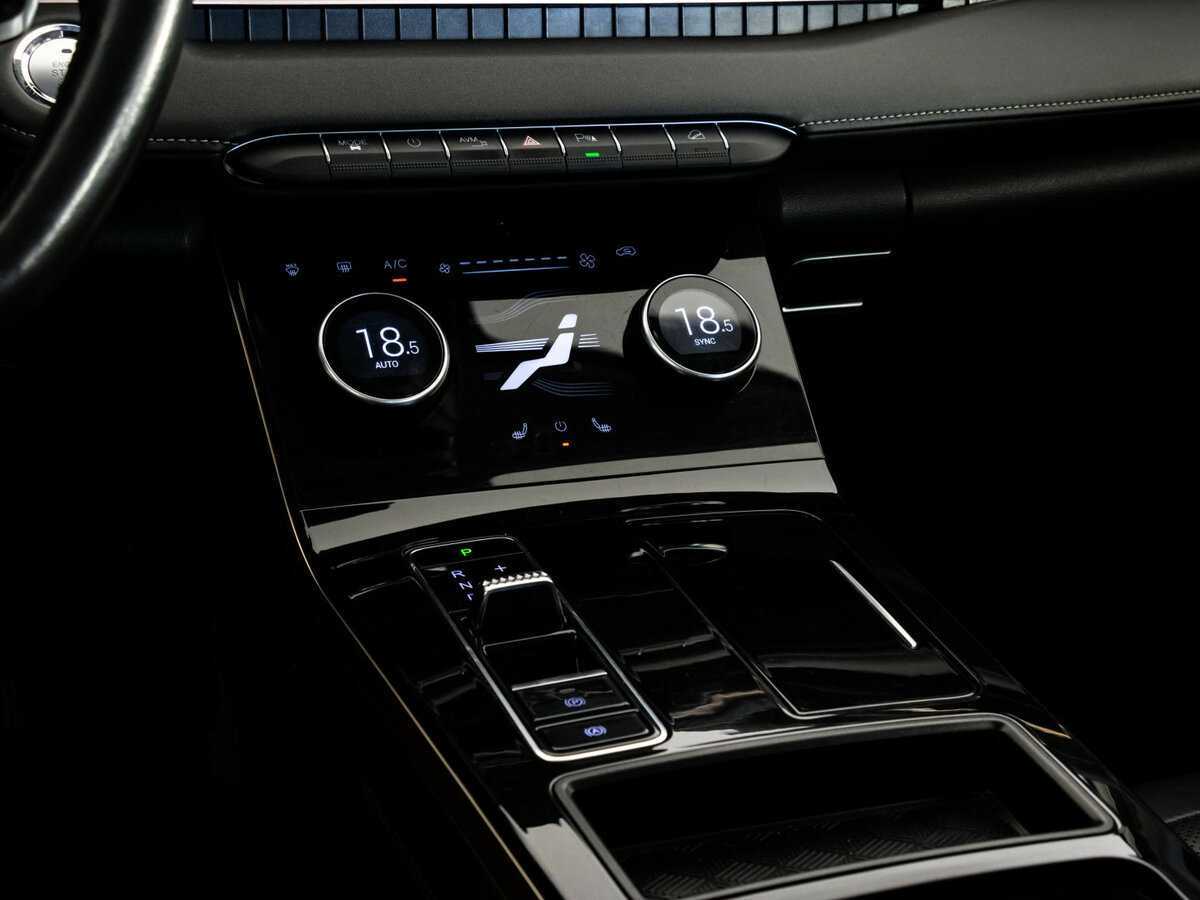 Exeed LX, 2022 Фото №13