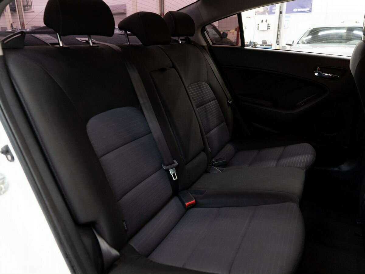 Kia Cerato, 2017 Фото №8