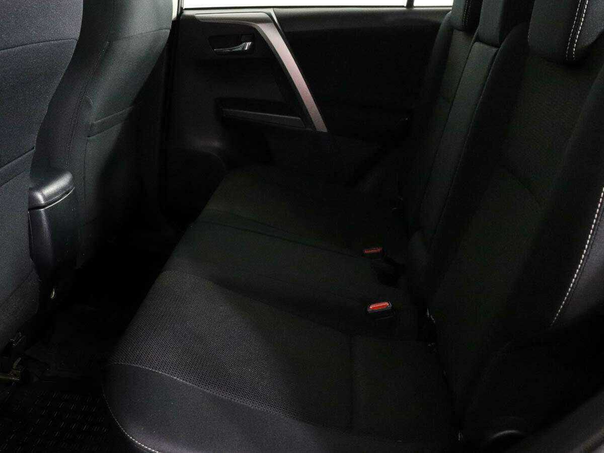 Toyota RAV4, 2016 Фото №8