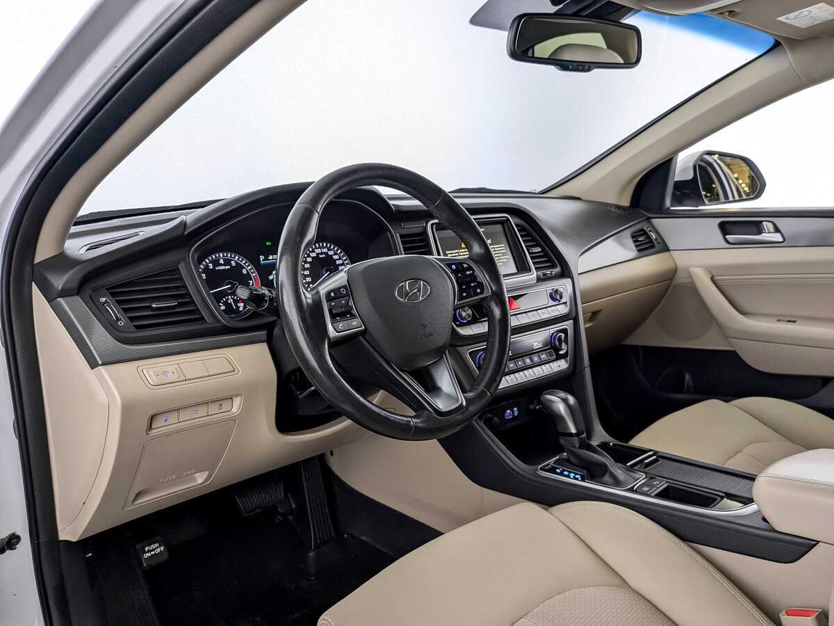 Hyundai Sonata, 2018 Фото №16