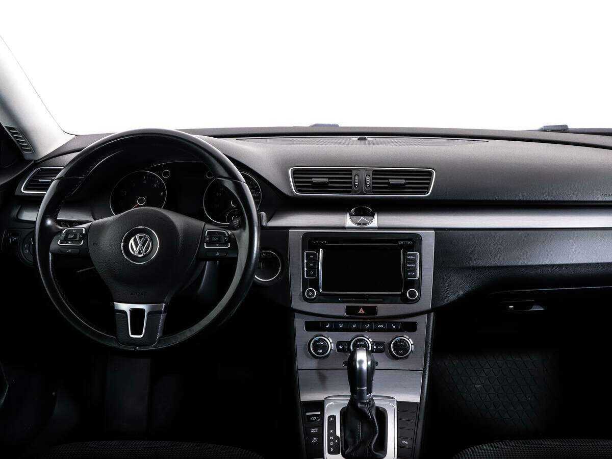 Volkswagen Passat, 2014 Фото №9