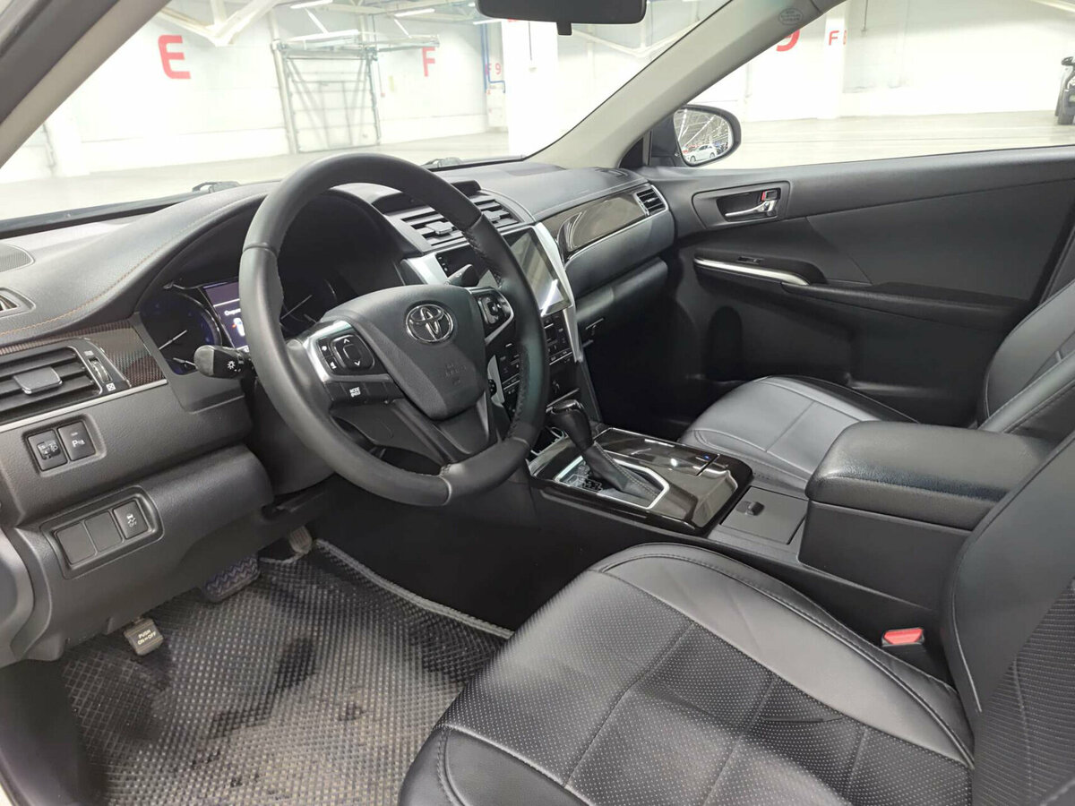 Toyota Camry VII (XV50) Рестайлинг 2, 2017 Фото №16