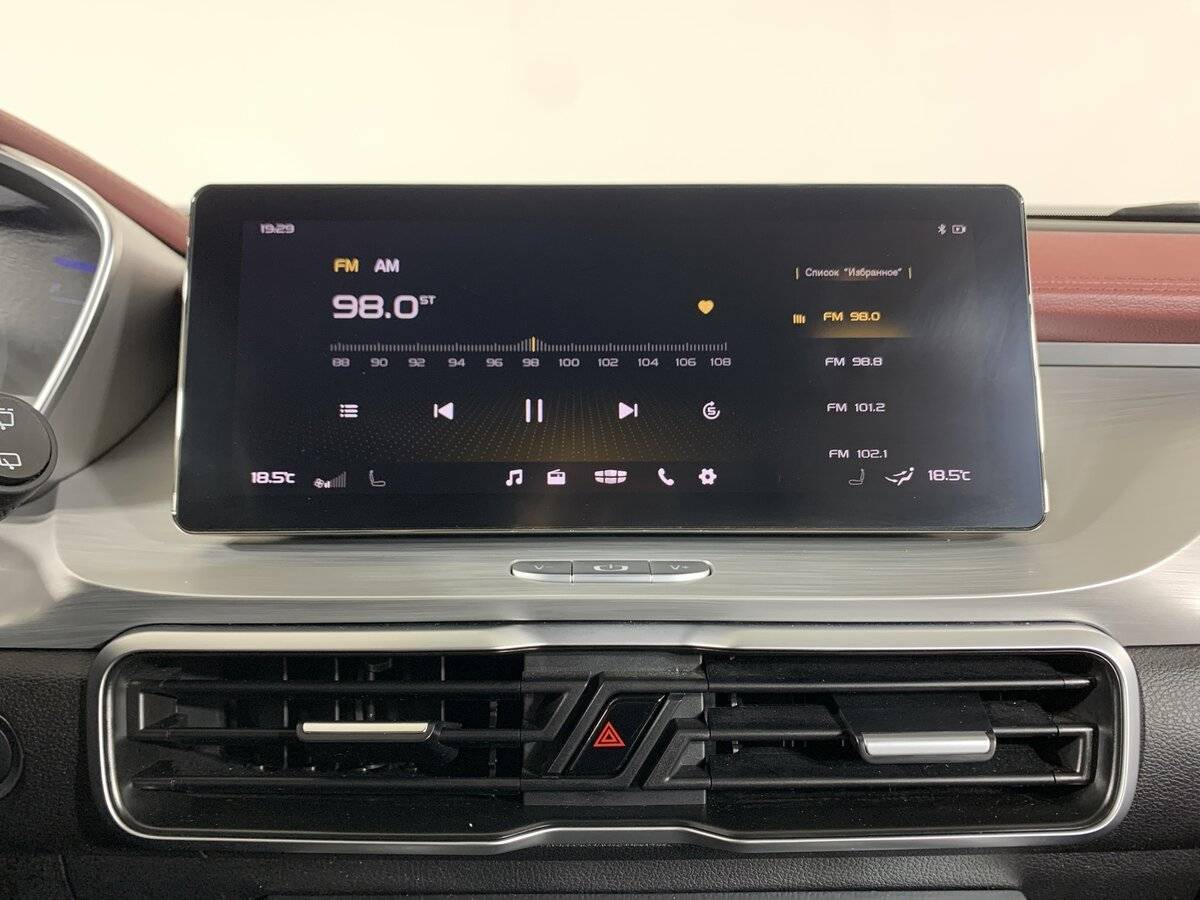 Geely Coolray, 2022 Фото №15