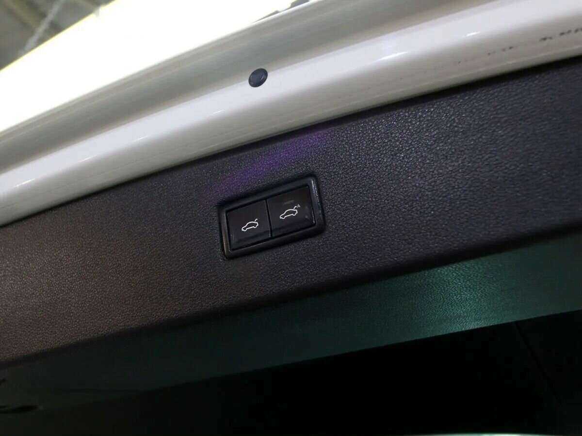 Volkswagen Tiguan, 2020 Фото №7