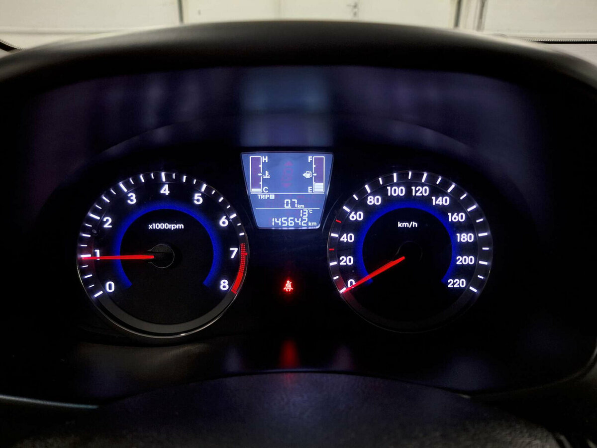 Hyundai Solaris I Рестайлинг, 2016 Фото №13