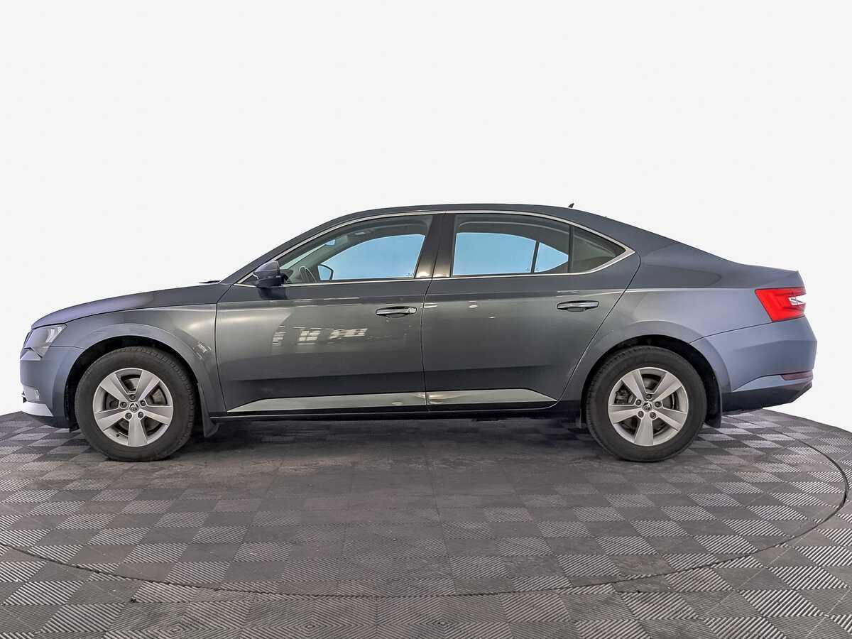 Skoda Superb, 2019 Фото №8